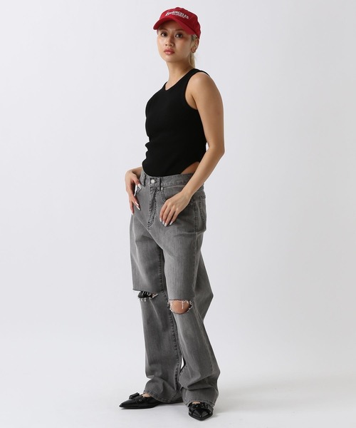 FOREVER 21（フォーエバー トゥエンティーワン）の「【2024SS】ノースリーブボディスーツ（タンクトップ・レディース・ブラック/オフホワイト・MEDIUM/SMALL）」の4枚目の写真