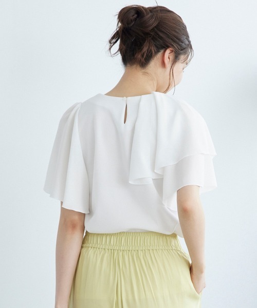 12Twelve Agenda(トゥエルブ アジェンダ)の「アシメラッフルカットソー(Tシャツ/カットソー・レディース・オフホワイト/ブラック・M)」の6枚目の写真
