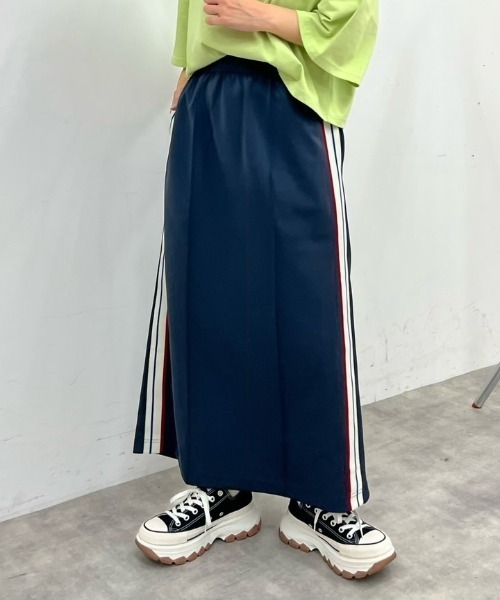 SIDE LINE TRACK SKIRT（スカート）｜CONVERSE TOKYO（コンバース 