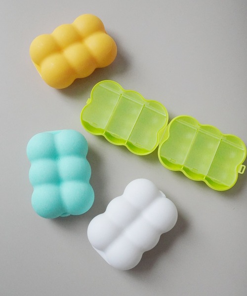 Port(ポート)の「【 antique andico / アンティーク アンディコ 】 もこもこ 薬 ケース / ピルケース #_(収納グッズ・レディース・ホワイト/グリーン/オレンジ/ブルー・FREE)」の1枚目の写真
