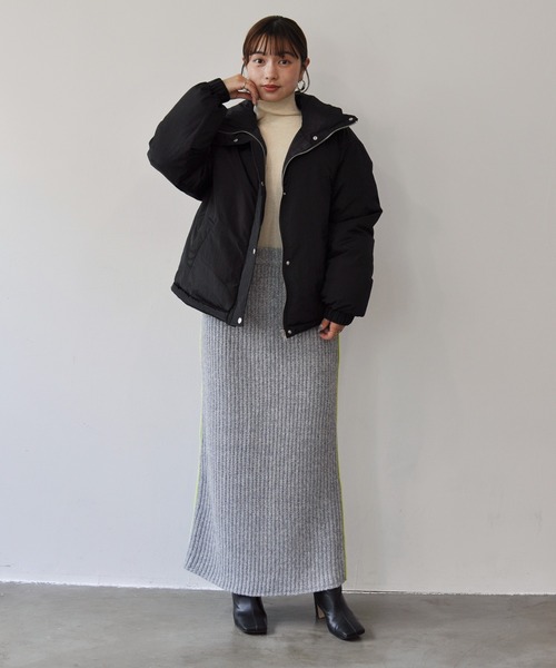 Meli rich（メリーリッチ）の「シャイニーワッシャーショート丈フェイクダウンジャケット（ダウンジャケット/コート・レディース・ベージュ/ミント/グレー/ブラック・MEDIUM）」の12枚目の写真