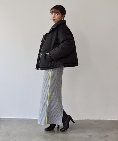 Meli rich（メリーリッチ）の「シャイニーワッシャーショート丈フェイクダウンジャケット（ダウンジャケット/コート・レディース・ベージュ/ミント/グレー/ブラック・MEDIUM）」の13枚目の写真