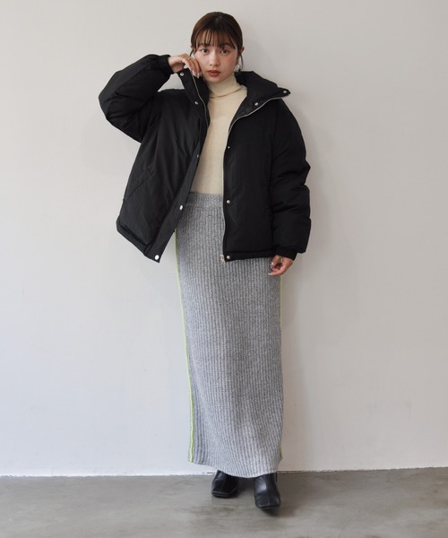 Meli rich（メリーリッチ）の「シャイニーワッシャーショート丈フェイクダウンジャケット（ダウンジャケット/コート・レディース・ベージュ/ミント/グレー/ブラック・MEDIUM）」の17枚目の写真