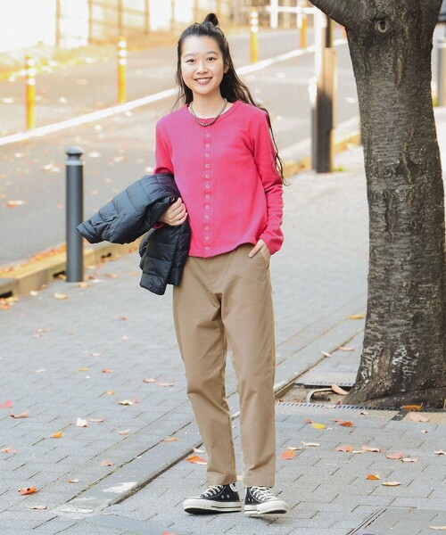 BEAMS BOY（ビームスボーイ）の「リングドット カーディガン 24AW（カーディガン/ボレロ・レディース・ピンク/チャコールグレー/サックスブルー/ネイビー・2/1）」の16枚目の写真