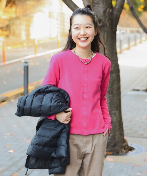 BEAMS BOY（ビームスボーイ）の「リングドット カーディガン 24AW（カーディガン/ボレロ・レディース・ピンク/チャコールグレー/サックスブルー/ネイビー・2/1）」の15枚目の写真