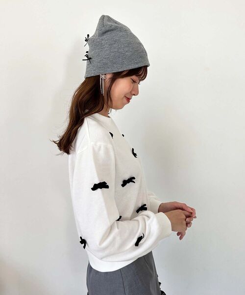 MAJESTIC LEGON（マジェスティックレゴン）の「ハローキティ メニーリボンスウェット（スウェット・レディース・グレー/オフホワイト・MEDIUM）」の18枚目の写真