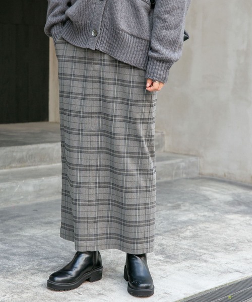 FORK&SPOON(フォークアンドスプーン)の「『セットアップ対応/イージーケア』FORK&SPOON ideal stretchストレートスカート(スカート・レディース・ネイビー/チェック・1/2)」の5枚目の写真