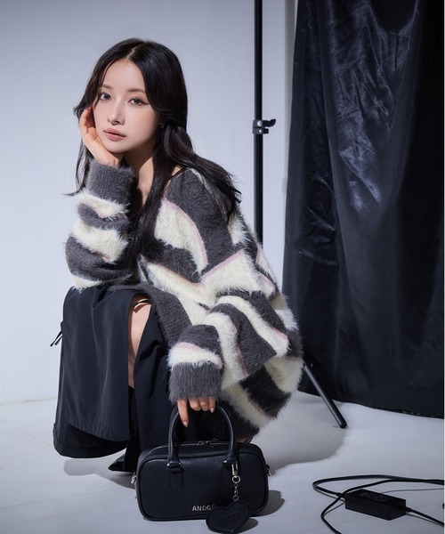 ANDGEEBEE（アンジービー）の「UNISEX ボーダーシャギーカーデ（カーディガン/ボレロ・レディース・ブルー/アイボリー・FREE）」の5枚目の写真