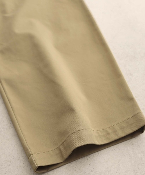 ANME（アンメ）の「TCツイル2タックテーパードロングパンツ（チノパンツ・レディース・ブラック/カーキ/ベージュ・M/L/XL/XXL）」の4枚目の写真