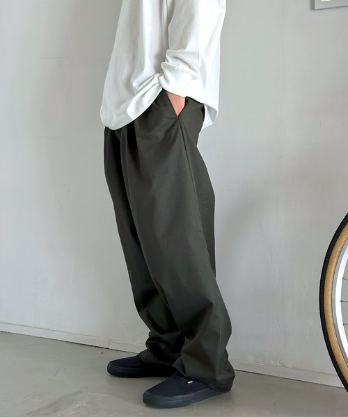 ANME（アンメ）の「TCツイル2タックテーパードロングパンツ（チノパンツ・レディース・ブラック/カーキ/ベージュ・M/L/XL/XXL）」の11枚目の写真