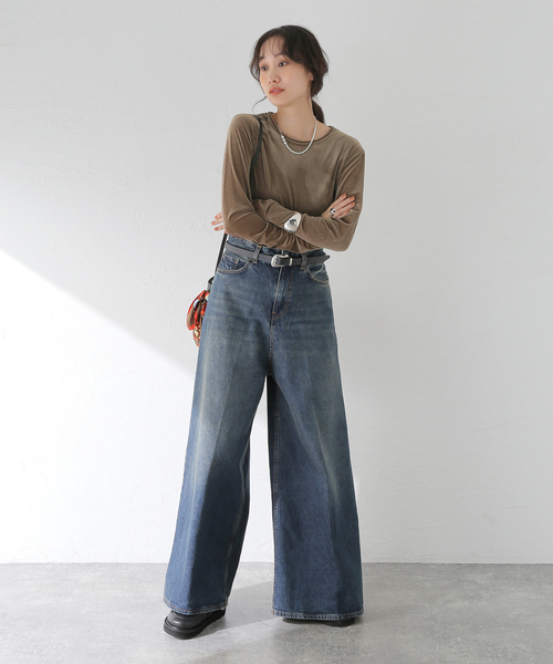 journal standard L'essage(ジャーナルスタンダードレサージュ)の「《追加》ベロアプルオーバー(Tシャツ/カットソー・レディース・ブラウン系その他/ネイビー・FREE)」の5枚目の写真