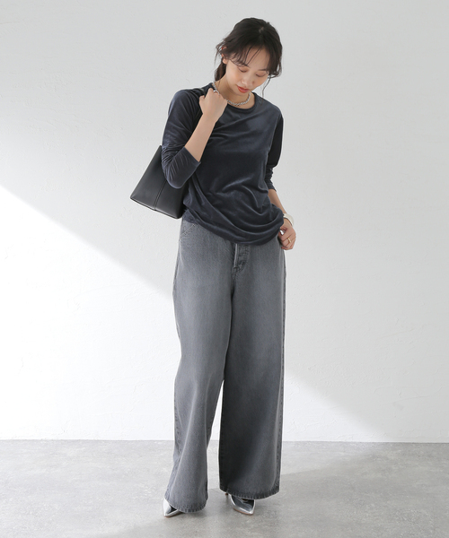 journal standard L'essage(ジャーナルスタンダードレサージュ)の「《追加》ベロアプルオーバー(Tシャツ/カットソー・レディース・ブラウン系その他/ネイビー・FREE)」の12枚目の写真
