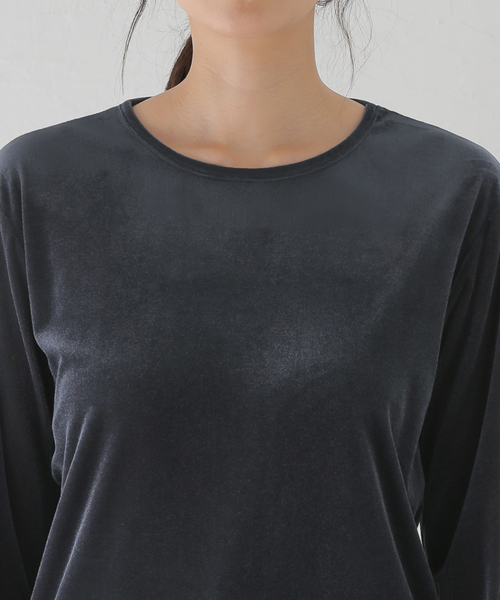 journal standard L'essage(ジャーナルスタンダードレサージュ)の「《追加》ベロアプルオーバー(Tシャツ/カットソー・レディース・ブラウン系その他/ネイビー・FREE)」の18枚目の写真