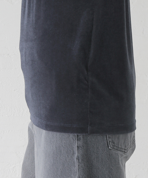 journal standard L'essage(ジャーナルスタンダードレサージュ)の「《追加》ベロアプルオーバー(Tシャツ/カットソー・レディース・ブラウン系その他/ネイビー・FREE)」の22枚目の写真