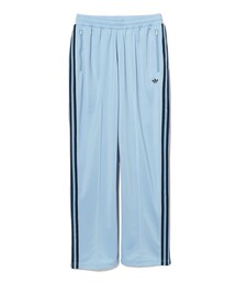 adidas（アディダス）の「アディカラー シャッタード トレフォイル
