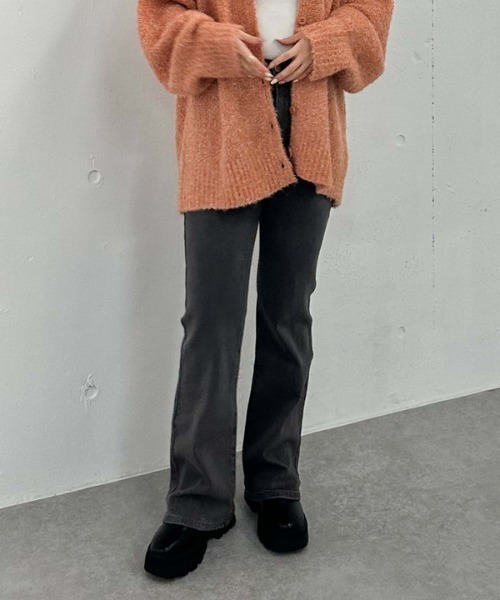 archives（アルシーヴ）の「タイトフレアデニム（デニムパンツ・レディース・グレー/ブルー・SMALL/MEDIUM）」の4枚目の写真