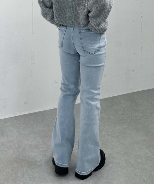 archives（アルシーヴ）の「タイトフレアデニム（デニムパンツ・レディース・グレー/ブルー・SMALL/MEDIUM）」の16枚目の写真