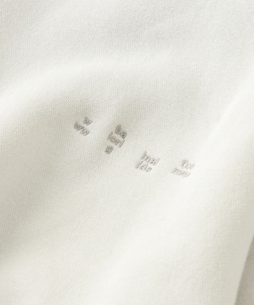 bal(バル)の「【BAL × RUSSELL ATHLETIC】HEAVY COTTON CREW(スウェット・メンズ・アイボリー/チャコールグレー・3/2)」の9枚目の写真