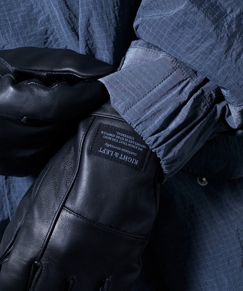 HARRIS TWEED（ハリスツイード）の「【SETUP7】スマホ対応レザー 小指側カーブアテ 裏ボア メンズ手袋 WE（手袋・メンズ・ネイビー/ブラック/ダークブラウン・FREE）」の17枚目の写真