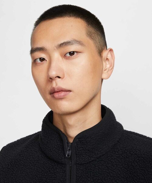 NIKE(ナイキ)の「ナイキ スポーツウェア クラブ メンズ ウィンタライズド ベスト / Nike Sportswear Club Men's Winterized Vest FZ0895-010 Black(ベスト・メンズ・ブラック・S/M/L/2XL/XL)」の12枚目の写真