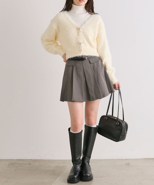 OLIVE des OLIVE（オリーブデオリーブ）の「合皮ベルト付フラッププリーツスカート（スカート・レディース・グレー系その他/チャコールグレー/アイボリー/レッド系その他・FREE）」の22枚目の写真