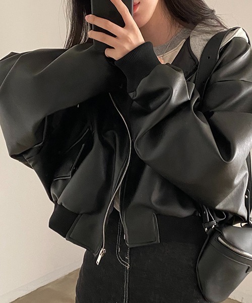 gossip!ロサンゼルス(ゴシップロサンゼルス)の「YUGA フェイクツーピース 合成皮革ジャケット(ブルゾン・レディース・ブラック・FREE)」の6枚目の写真