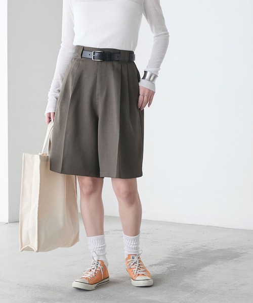 BONLECILL(ボンルシール)の「【セットアップ対応】フェイクリネン Wタックショートパンツ(その他パンツ・レディース・チャコールグレー/ブラック/アイボリー/ブラウン/ベージュ・M/L)」の9枚目の写真