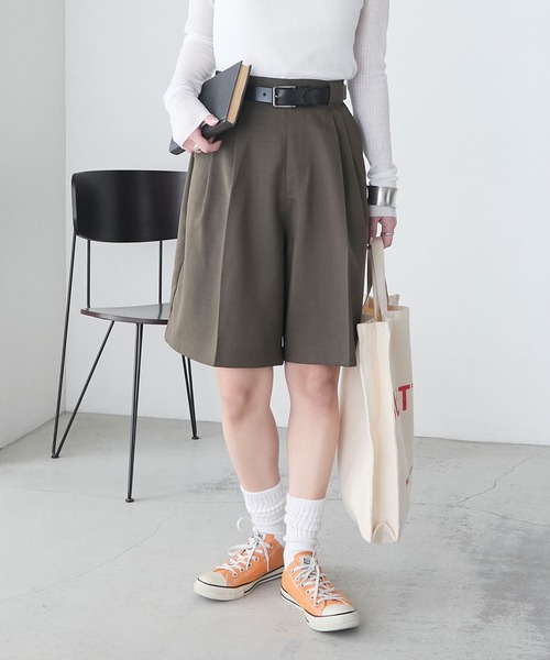 BONLECILL(ボンルシール)の「【セットアップ対応】フェイクリネン Wタックショートパンツ(その他パンツ・レディース・チャコールグレー/ブラック/アイボリー/ブラウン/ベージュ・M/L)」の14枚目の写真