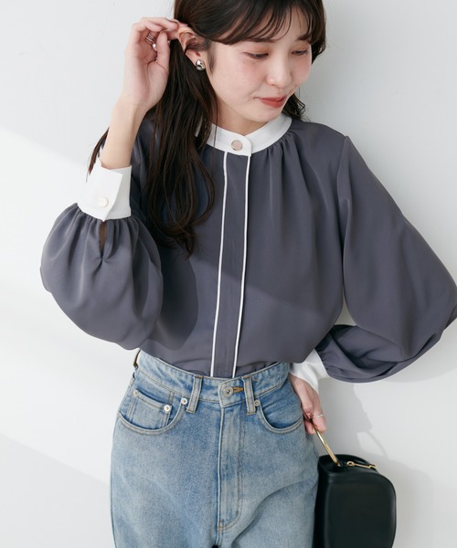 natural couture（ナチュラルクチュール）の「バイカラーデザイン釦ブラウス（シャツ/ブラウス・レディース・ベージュ/ネイビー/アイボリー/サックスブルー/ピンク系その他/オフホワイト/チャコールグレー・FREE）」の8枚目の写真