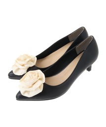 コサージュパンプス