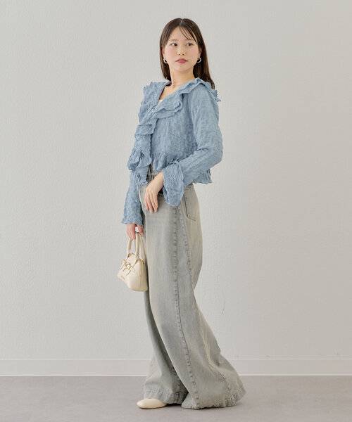 Chico（チコ）の「フリルデザインフロントリボンブラウス（シャツ/ブラウス・レディース・ホワイト/ブラック/アイボリー/ブルー/ネイビー・FREE）」の19枚目の写真