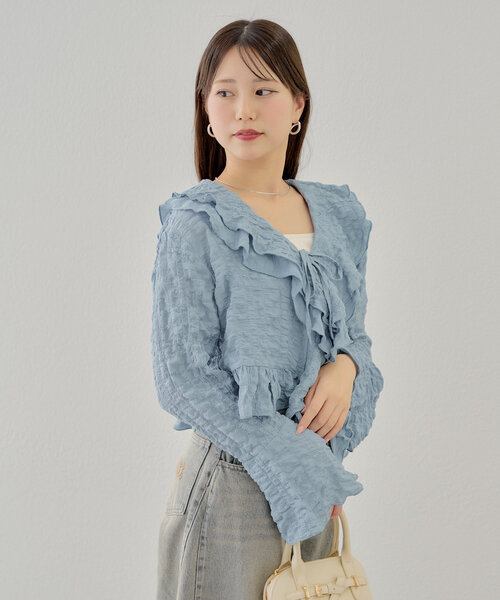 Chico（チコ）の「フリルデザインフロントリボンブラウス（シャツ/ブラウス・レディース・ホワイト/ブラック/アイボリー/ブルー/ネイビー・FREE）」の21枚目の写真