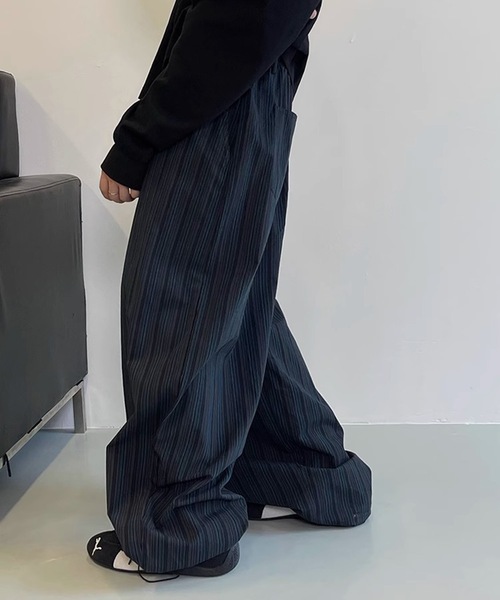 B.R.U（ブル）の「マルチストライプワイドリラックスパンツ（その他パンツ・メンズ・ネイビー/チャコールグレー・FREE）」の3枚目の写真