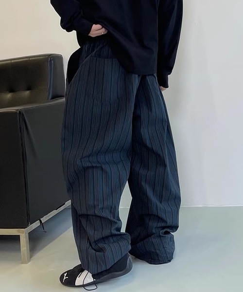 B.R.U（ブル）の「マルチストライプワイドリラックスパンツ（その他パンツ・メンズ・ネイビー/チャコールグレー・FREE）」の4枚目の写真