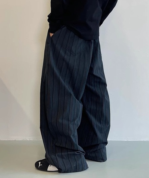 B.R.U（ブル）の「マルチストライプワイドリラックスパンツ（その他パンツ・メンズ・ネイビー/チャコールグレー・FREE）」の6枚目の写真