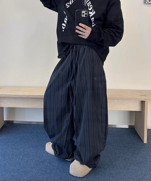 B.R.U（ブル）の「マルチストライプワイドリラックスパンツ（その他パンツ・メンズ・ネイビー/チャコールグレー・FREE）」の12枚目の写真