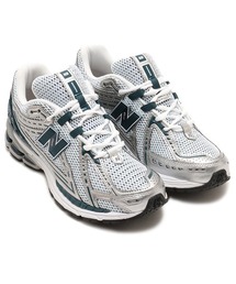 New Balance｜ニューバランスのシューズ（シルバー/銀色系）通販