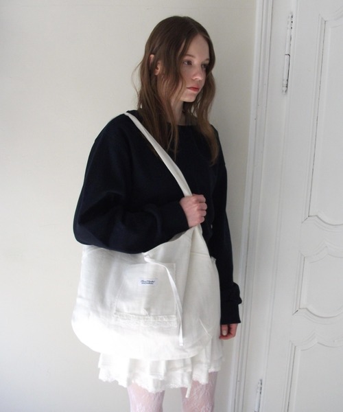 GIUNON（ジウノン）の「double lace round tote / ダブルレースラウンドトート（トートバッグ・レディース・ホワイト・FREE）」の2枚目の写真