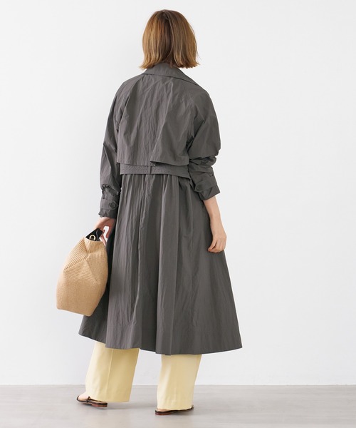 MICA&DEAL（マイカ＆ディール）の「レイヤートレンチコート（トレンチコート・レディース・ライトベージュ/チャコールグレー/ベージュ・FREE）」の9枚目の写真