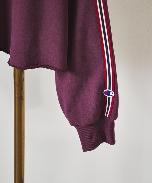Champion(チャンピオン)の「【Champion別注】ROSE BUD×Champion SIDE LINE SWEAT(スウェット・レディース・ベージュ/バーガンディー/ブラック・ONE SIZE)」の14枚目の写真