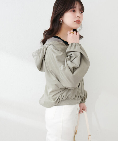 natural couture（ナチュラルクチュール）の「フード付きショートマンパ（ブルゾン・レディース・カーキ/アイボリー/ブラック/グレイッシュベージュ・FREE）」の20枚目の写真