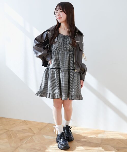 MAJESTIC LEGON（マジェスティックレゴン）の「レースアップフレアキャミワンピ（ワンピース・レディース・ホワイト系その他2/ブラック系その他/アイボリー/ブラック・MEDIUM）」の20枚目の写真