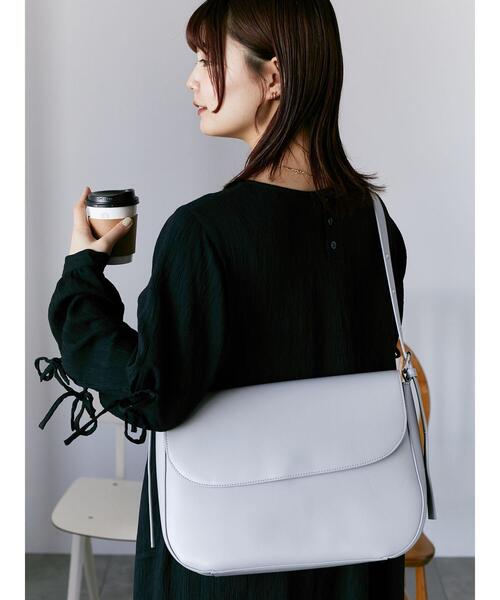 ehka sopo(エヘカソポ)の「エコレザーショルダーバッグ(ハンドバッグ・レディース・ブラウン/グレー/ブラック・F)」の1枚目の写真