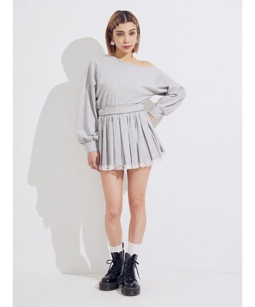 EVRIS（エヴリス）の「ワンショルダースウェットトップス【セットアップ着用可能】（スウェット・レディース・ブラック/ブラウン/グレー・FREE）」の8枚目の写真