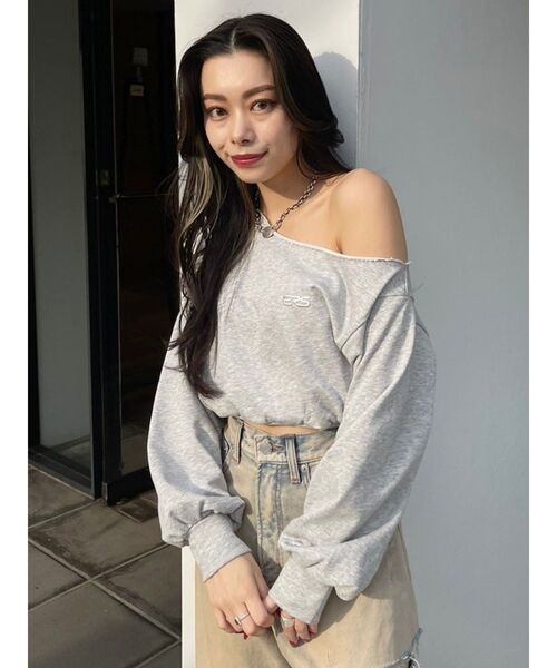 EVRIS（エヴリス）の「ワンショルダースウェットトップス【セットアップ着用可能】（スウェット・レディース・ブラック/ブラウン/グレー・FREE）」の15枚目の写真