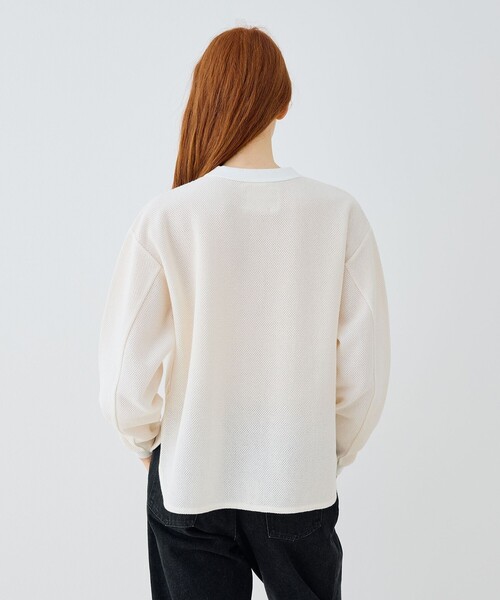v::room（ヴィルーム）の「【別注】V::ROOM MESH  プルオーバー（Tシャツ/カットソー・レディース・ホワイト/ブラック・FREE）」の6枚目の写真