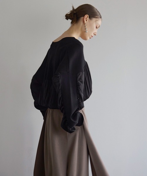 MIELI INVARIANT(ミエリインヴァリアント)の「Volume Gather MIx Knit Tops(Tシャツ/カットソー・レディース・ブラック/ホワイト・FREE)」の12枚目の写真