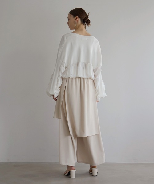 MIELI INVARIANT(ミエリインヴァリアント)の「Volume Gather MIx Knit Tops(Tシャツ/カットソー・レディース・ブラック/ホワイト・FREE)」の18枚目の写真