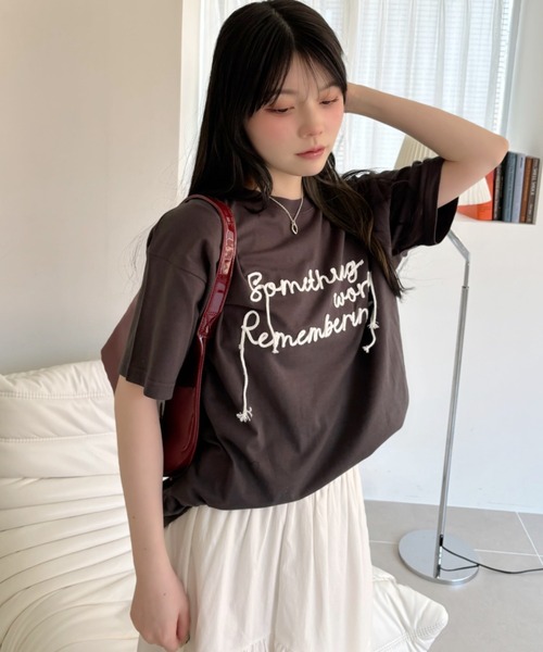 Ada.(エイダ)の「ロープ刺繍 ロゴ Tシャツ(Tシャツ/カットソー・レディース・チャコール/オートミール/アイボリー・FREE)」の11枚目の写真