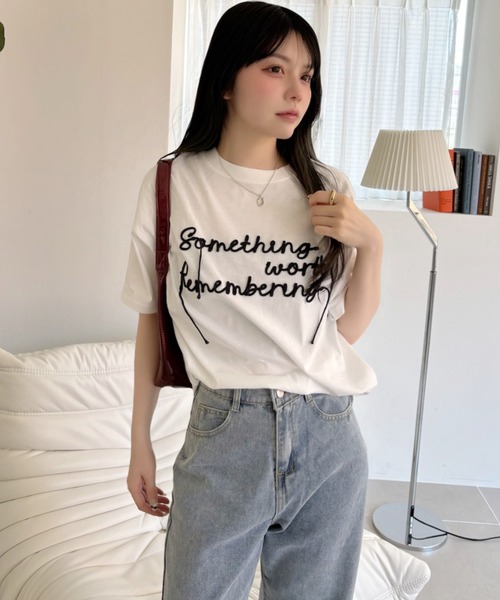 Ada.(エイダ)の「ロープ刺繍 ロゴ Tシャツ(Tシャツ/カットソー・レディース・チャコール/オートミール/アイボリー・FREE)」の8枚目の写真